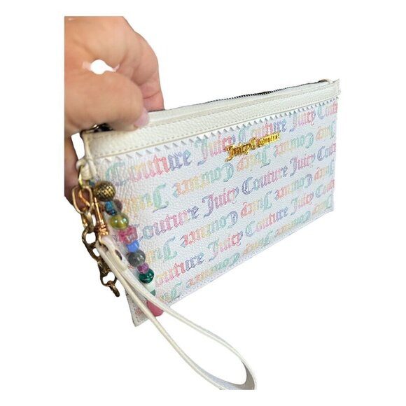 JUICY COUTURE LOGO WRISTLET WITH REMOVABLE HANDBAG CHARM NWOT - Picture 2 of 11